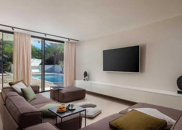 Viktoria פאקוסטאן