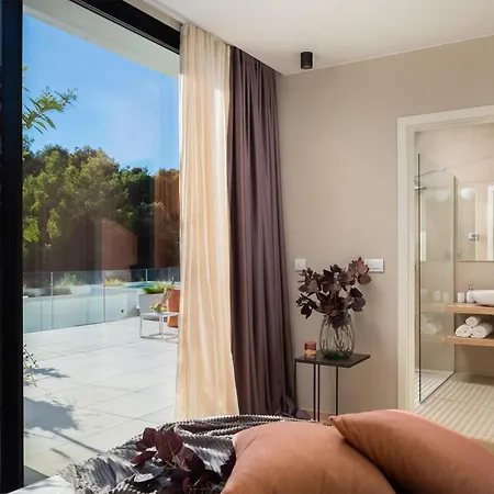 Holiday home Viktoria *